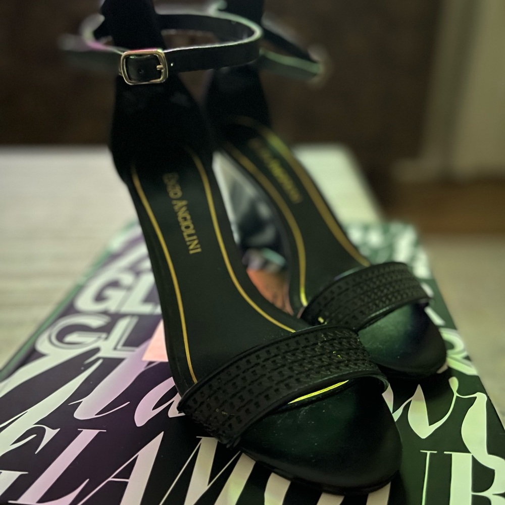 Enzo Angiolini 6.5 wedge heel shoes